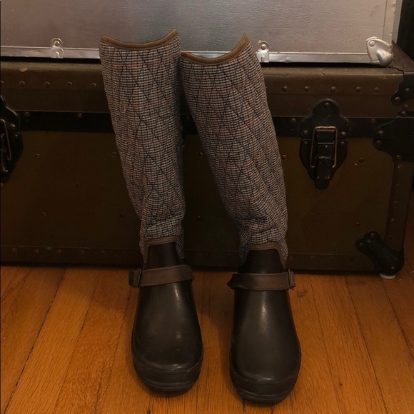 Sperry Shoes - Sperry Waterproof Rubber Boot with Quilted Plaid